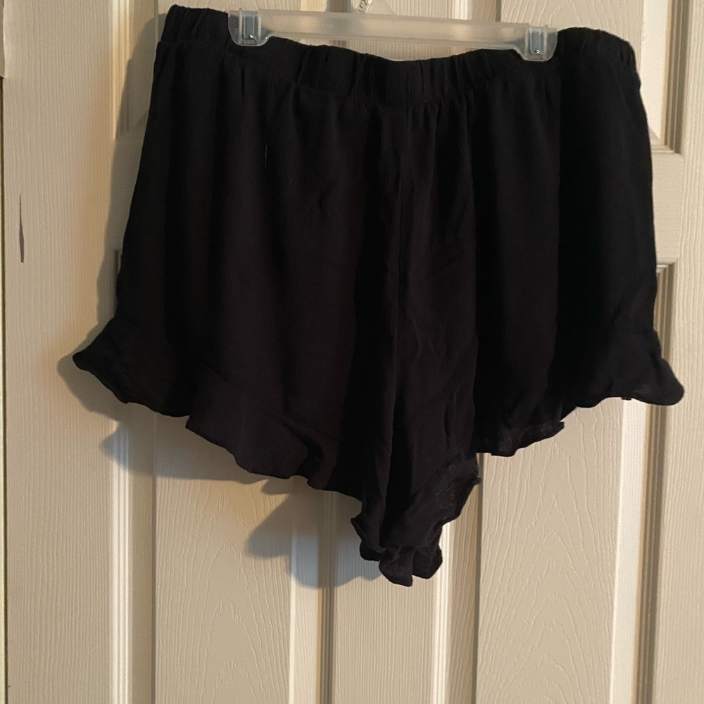 Torrid Black Ruffle Hem Shorts - Picture 5 of 5